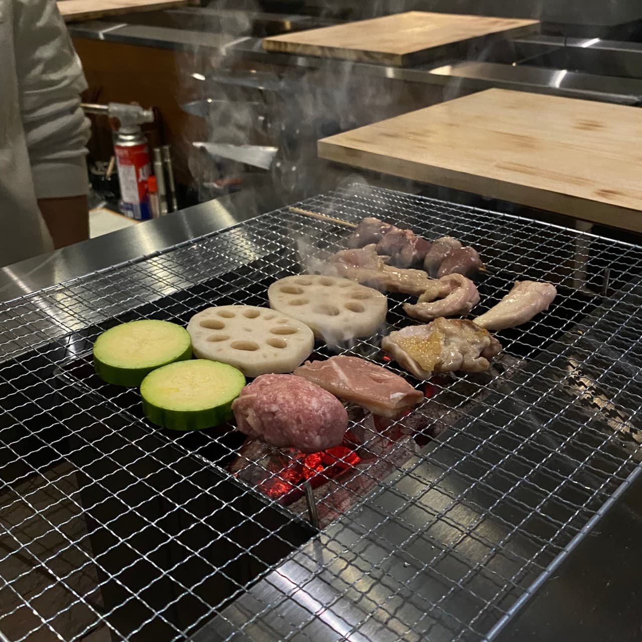 로바타모에 내부 전경 - 이자카야