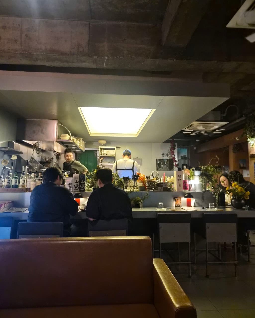 삼덕동 무한궤도 대구 내부 전경