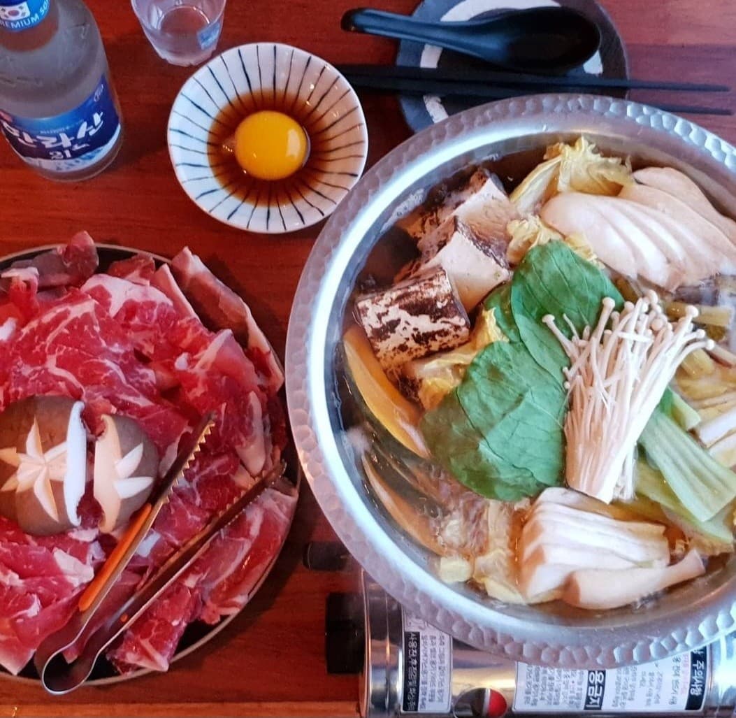 우미노식탁 제주 내부 전경