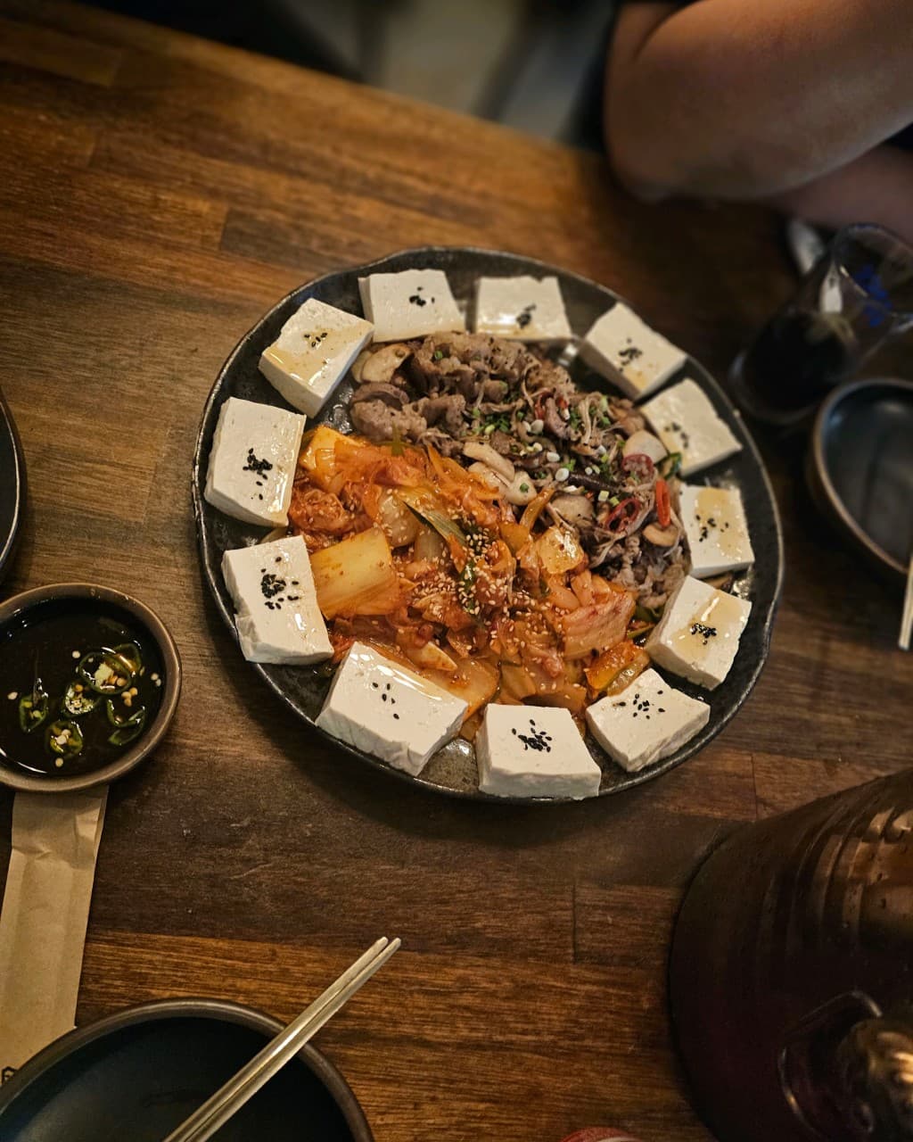 안주일체 좌석 배치