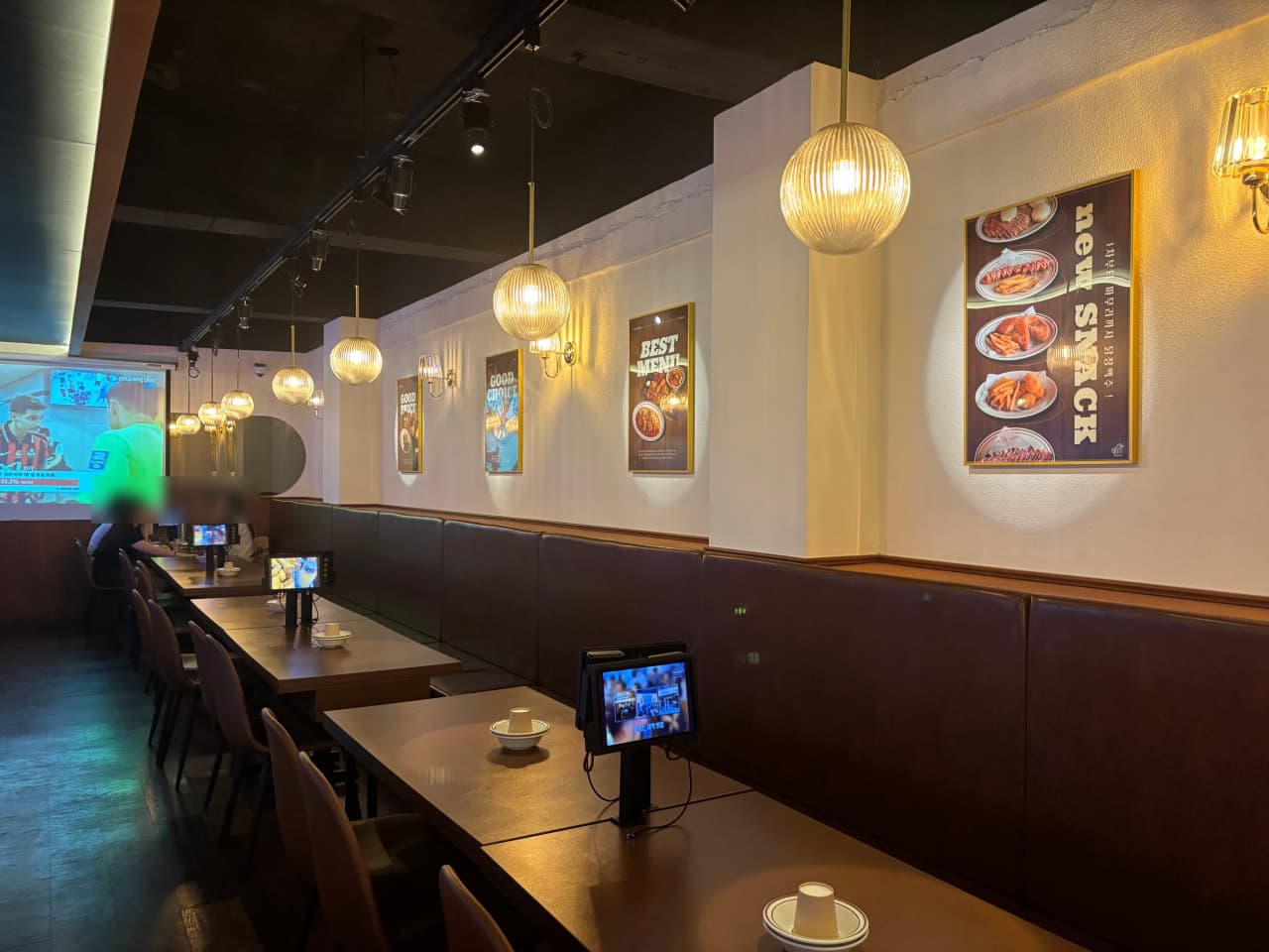 닭장맥주 울산삼산점 좌석 배치