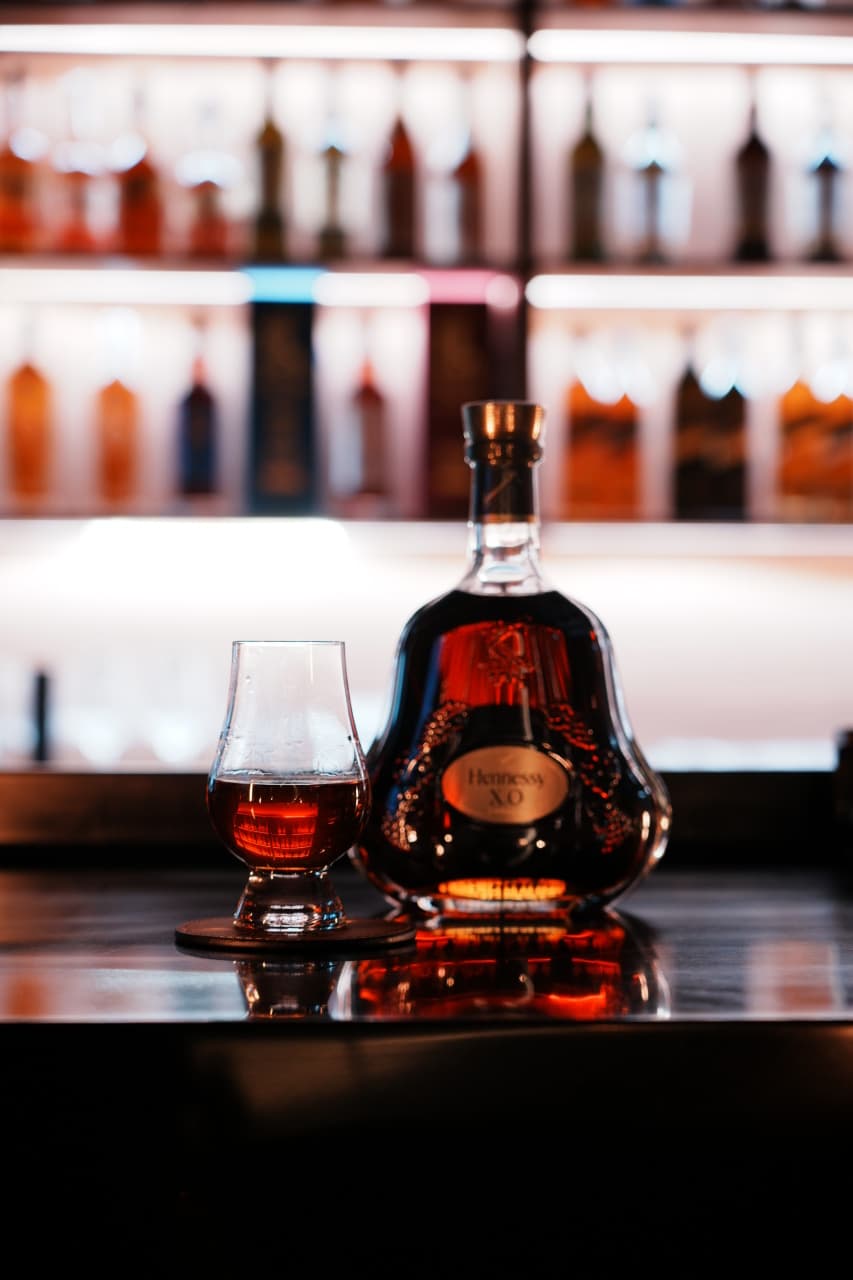 달빛산책 내부 전경 - 동남 바(Bar)
